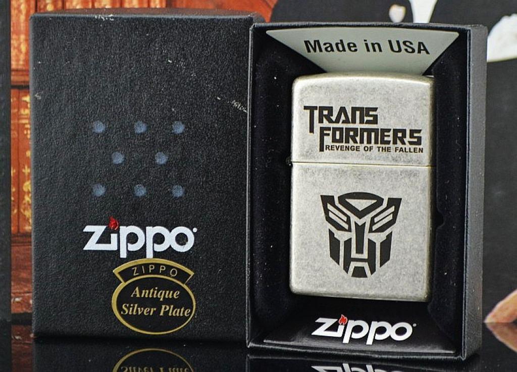 Bật lửa Zippo bạc cổ khắc hình Transformers