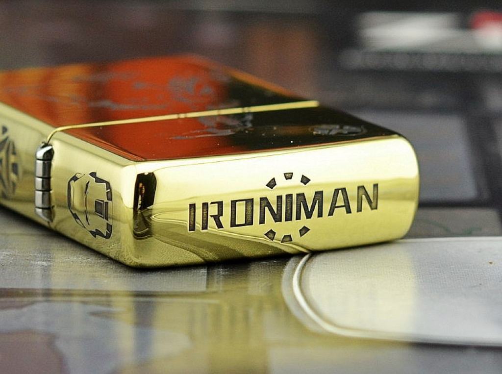 Bật lửa Zippo đồng khắc Iron Man