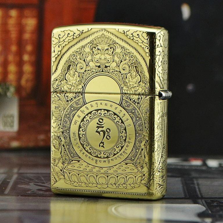 Zippo Chính Hãng Đồng Khắc Đức Phật Ngồi Trên Đài Sen Hoa Văn Tinh Tế Vỏ Dày