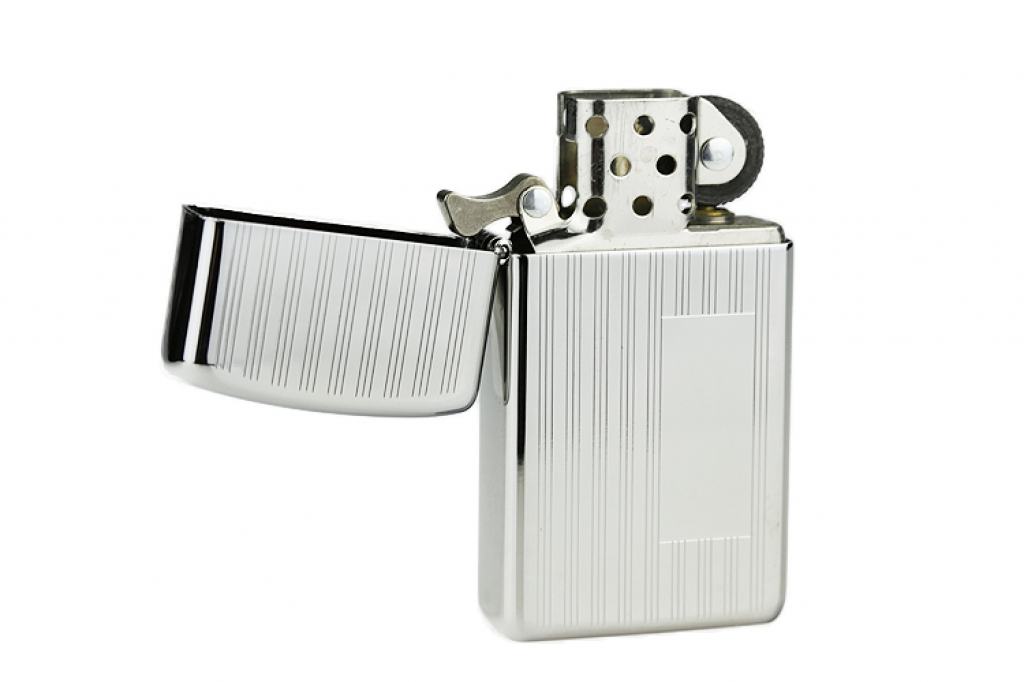 Bật Lửa Zippo Bản Nhỏ Mạ Crome Bóng Kẻ Sọc -SKU 1615 – Zippo Slim Ribbon High Polish Chrome