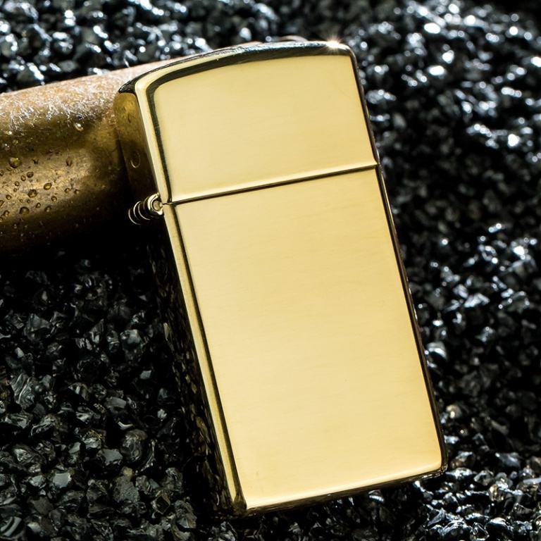 Bật Lửa Zippo Bản Nhỏ Đồng Vàng Khắc Chữ “SOLID BRASS” - Logo Zippo SKU 1654 – Zippo Slim High Polish Brass Engraved