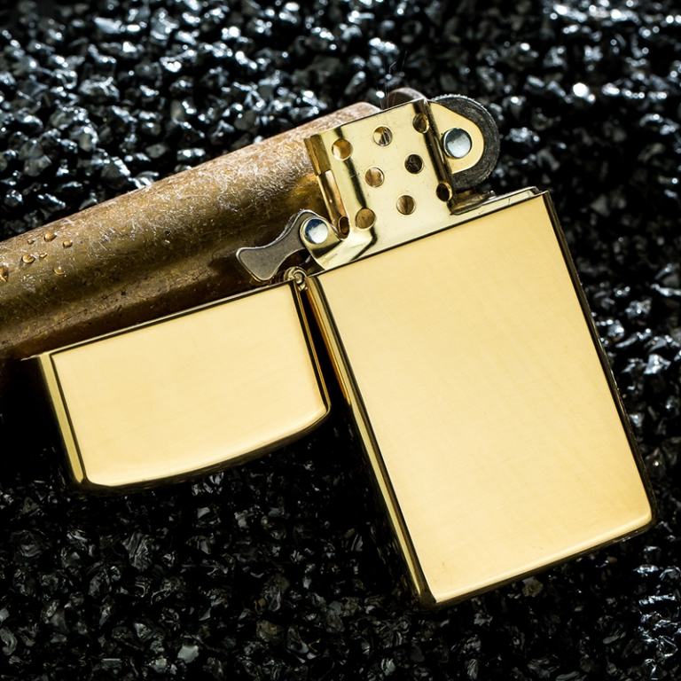 Bật Lửa Zippo Bản Nhỏ Đồng Vàng Khắc Chữ “SOLID BRASS” - Logo Zippo SKU 1654 – Zippo Slim High Polish Brass Engraved