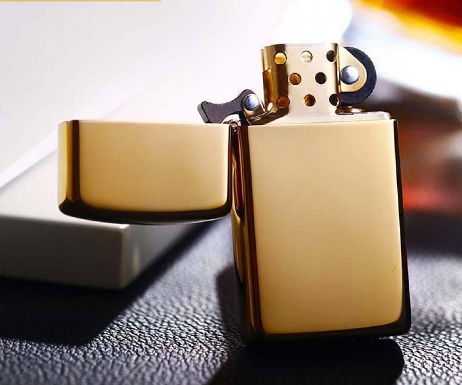 Bật Lửa Zippo Bản Nhỏ Đồng Vàng Khắc Chữ “SOLID BRASS” - Logo Zippo SKU 1654 – Zippo Slim High Polish Brass Engraved