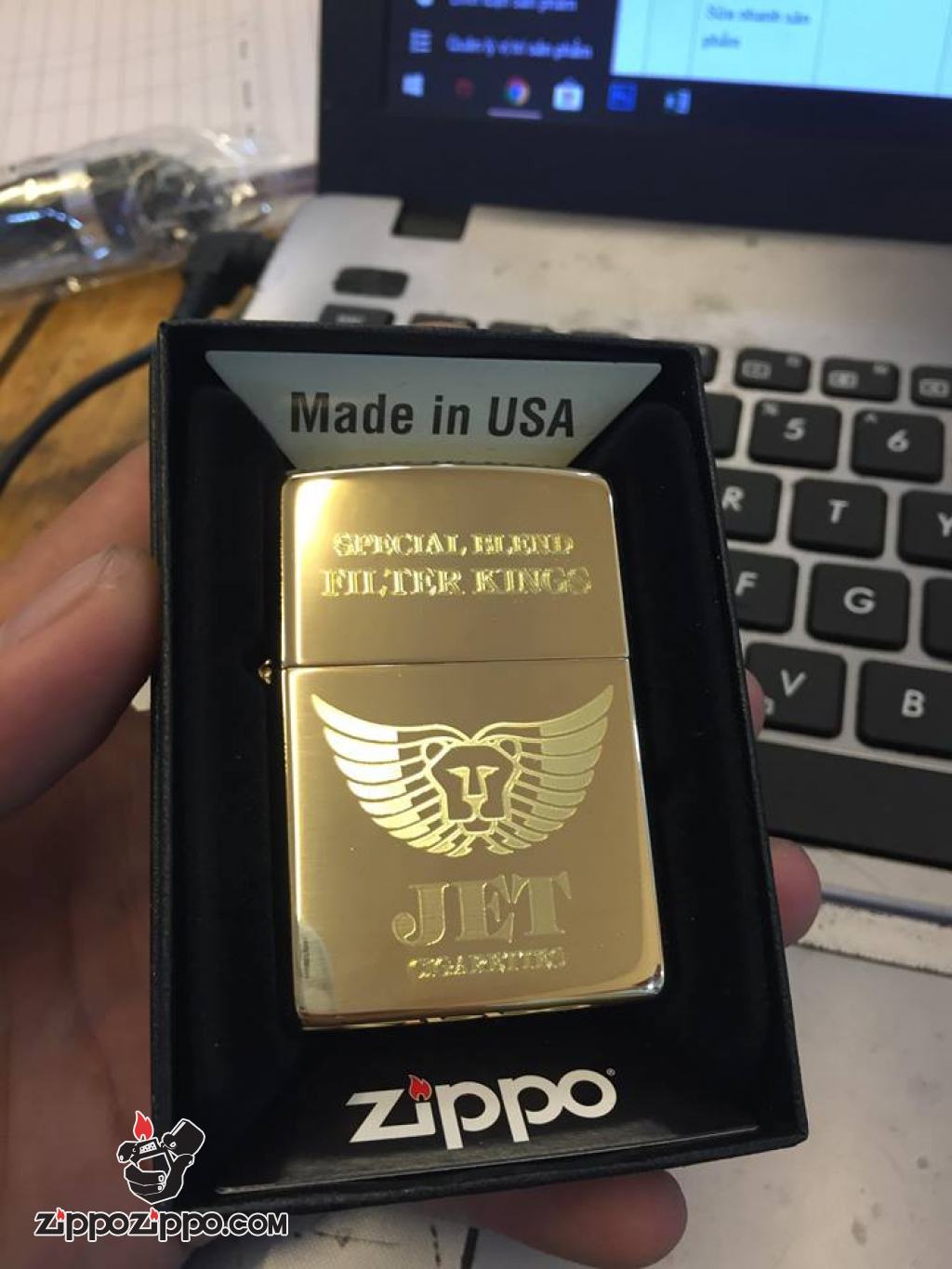 zippo đồng khắc bao thuốc jet 254B