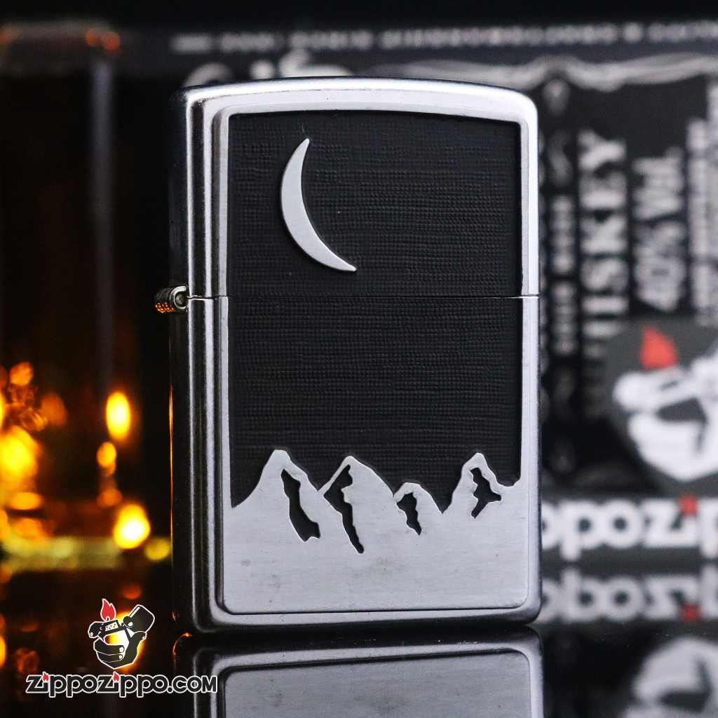 Zippo đời la mã sx năm 2000 vầng trăng khuyết