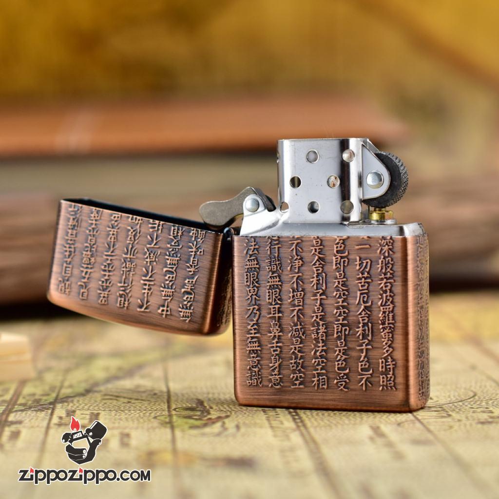 Bật lửa Zippo khắc nổi Tâm kinh Mạ Đồng Đỏ