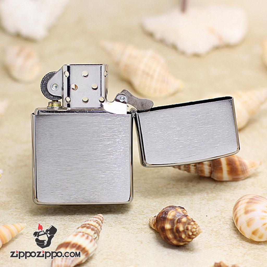 Bật Lửa Zippo Cò Trắng Bay Giữa Núi Và Trời