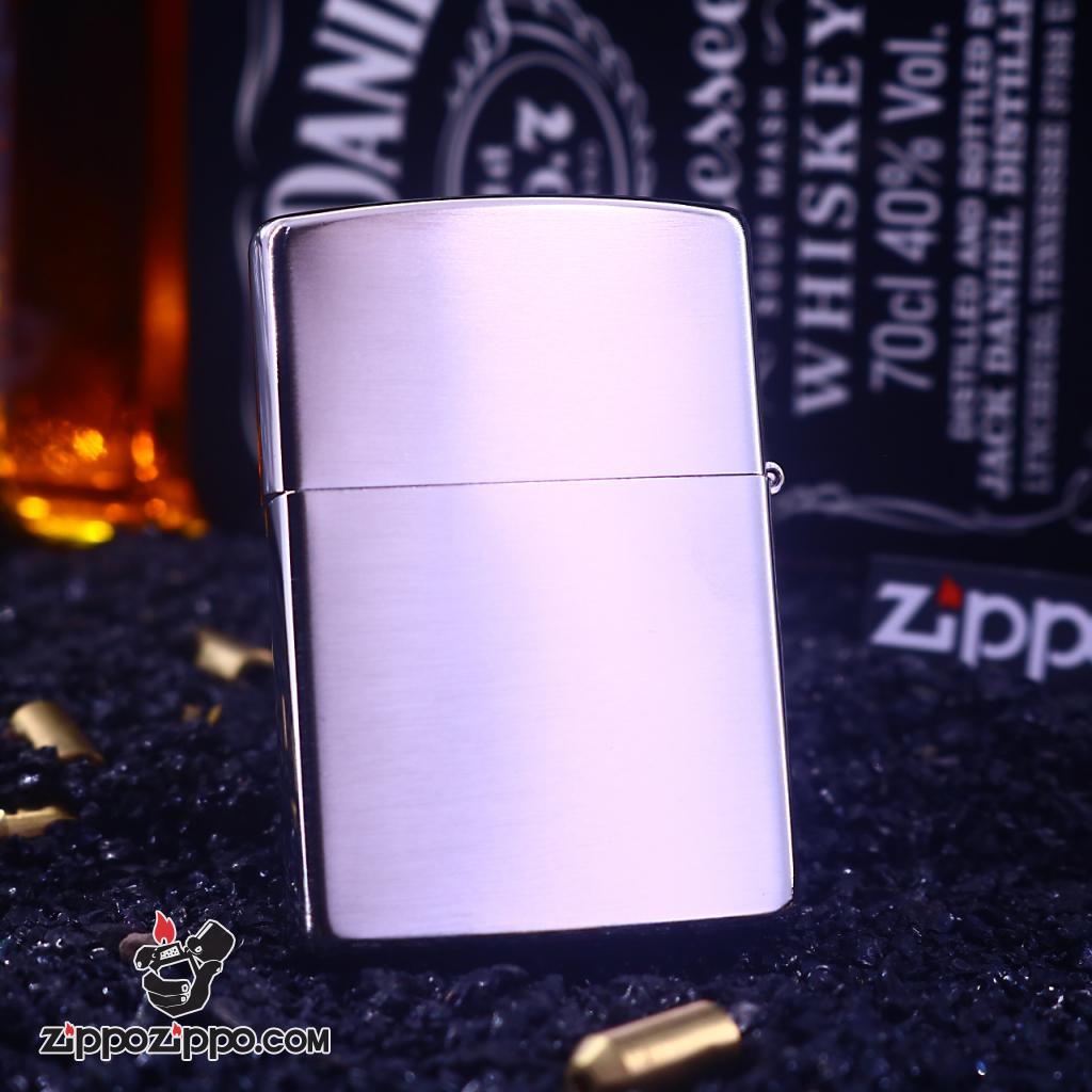 Bật Lửa Zippo Khắc Hình cá Uốn Tròn Dưới Nước Xung Quanh Khảm Trai Màu Bạc