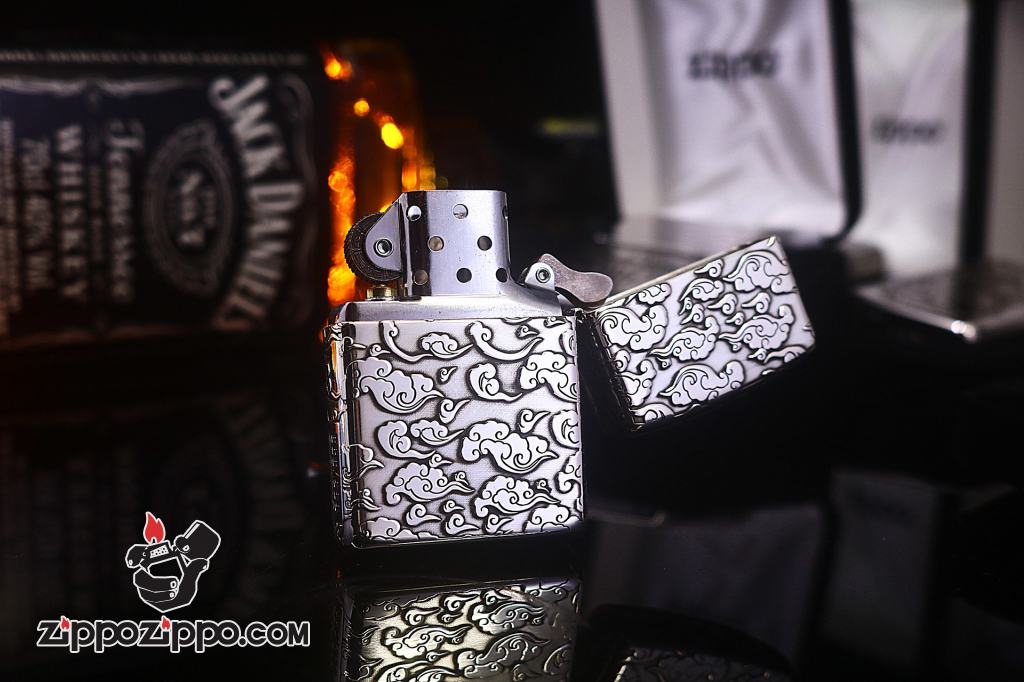 Zippo Bạc Nguyên Khối Cao Cấp Khắc Hình Rồng May Mắn Ôm Ngọc Phiên Bản Giới Hạn