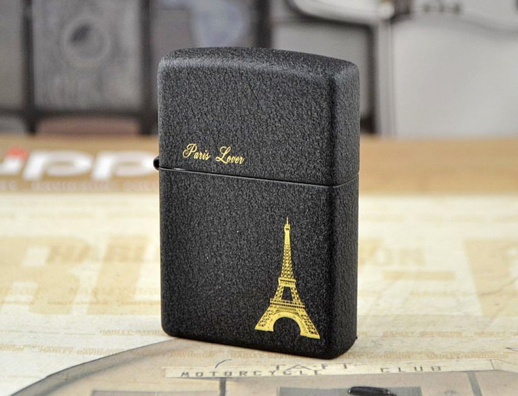 Bật Lửa Zippo Đen Nhám Khắc Tháp Eiffel Paris