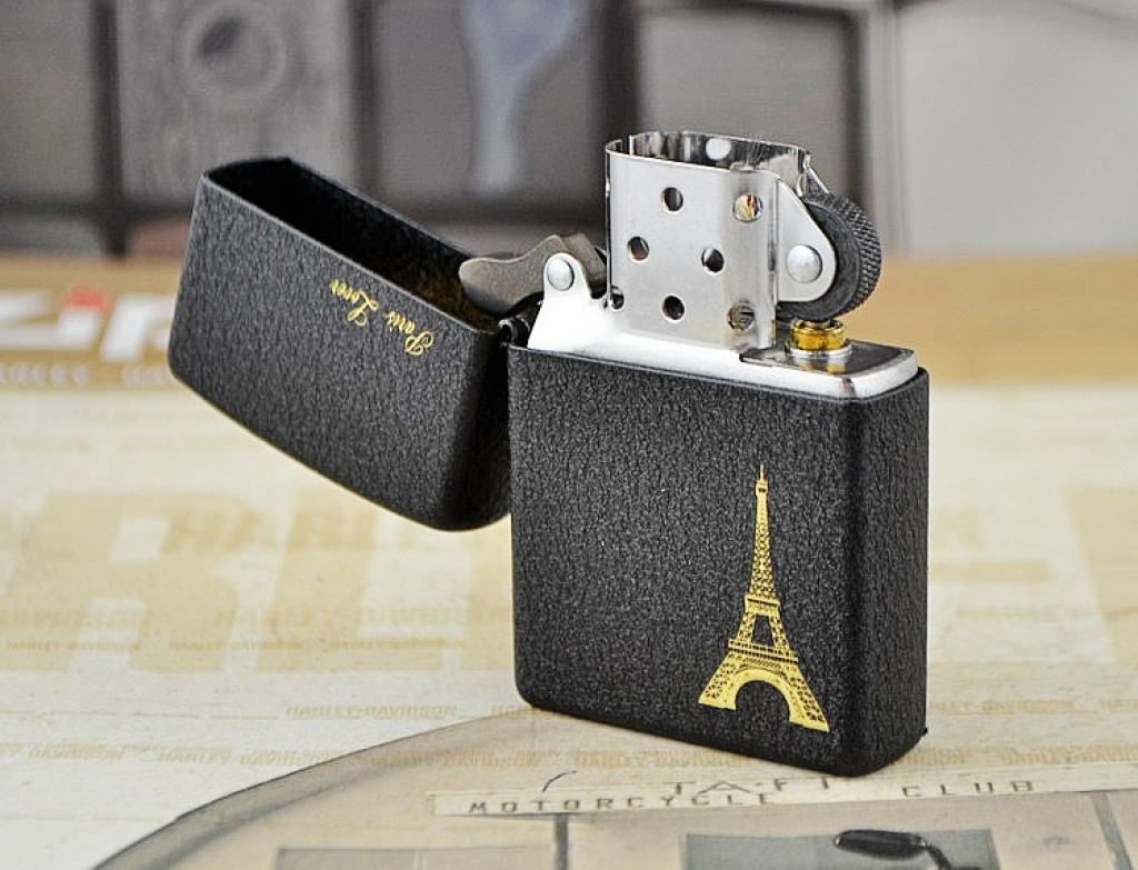 Bật Lửa Zippo Đen Nhám Khắc Tháp Eiffel Paris