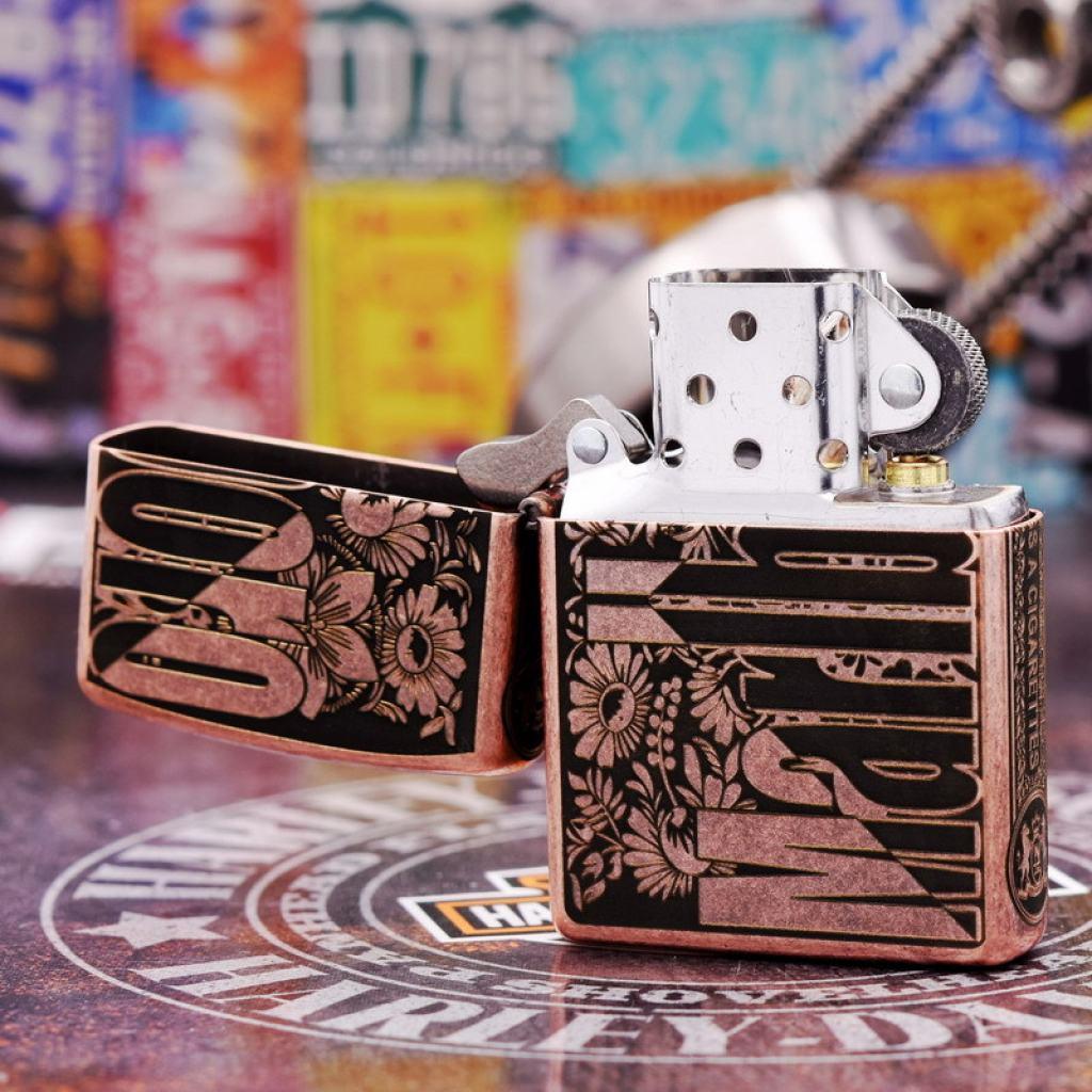 Bật Lửa Zippo Antique Copper Khắc Hoa Văn Marlboro