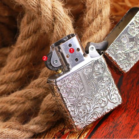 Bật Lửa Zippo Bạc Nguyên Khối Cao Cấp Khắc Hoa Văn Xung Quanh Thánh Giá Vỏ Mỏng