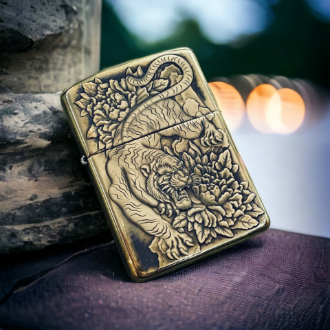 BẬT LỬA ZIPPO BẢN ĐÔNG TRƠN KHẮC 3D HÌNH HỔ VẰN XUỐNG NÚI SIÊU SẮC NÉT