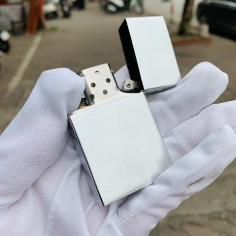 Bật Lửa Zippo Đời Cổ Quý Hiếm Replica 1932 Sản Xuất Năm 1998 Huy Hiệu Vương Quốc Anh