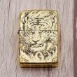 Bật lửa Zippo đồng khối khắc Hổ và móng vuốt