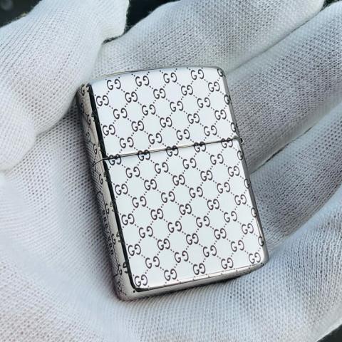 Bật lửa Zippo Hoa văn thương hiệu Gucci bản Armor Limited