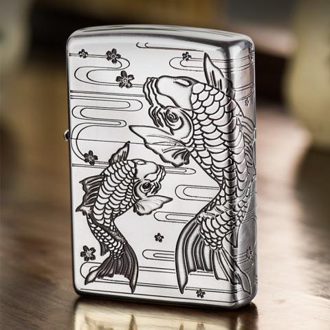 Bật Lửa Zippo Khắc Cá Chép Vượt Vũ Môn Mạ Bạc