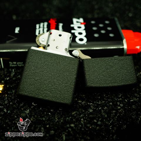 Bật lửa Zippo phiên bản màu đen nứt khăc kỷ niệm 75 năm