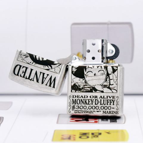 Zippo bac cổ khắc Luffy One Piece