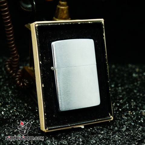 Zippo cổ chrome bạc xước1980