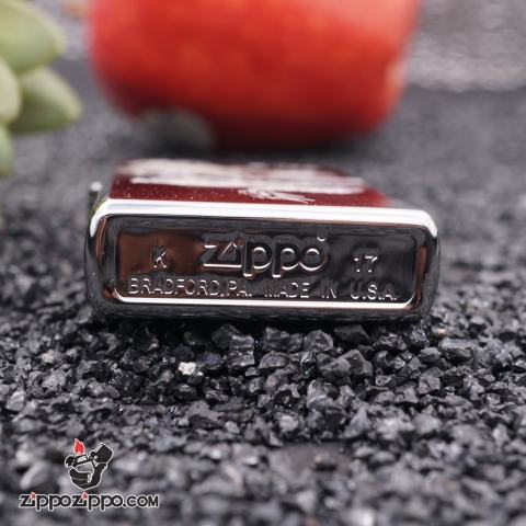 Zippo khắc rồng mầu bạc