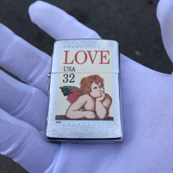 Zippo tem USA 32 LOVE năm 1997 (cái) - Mã SP: ZPC3227-2 