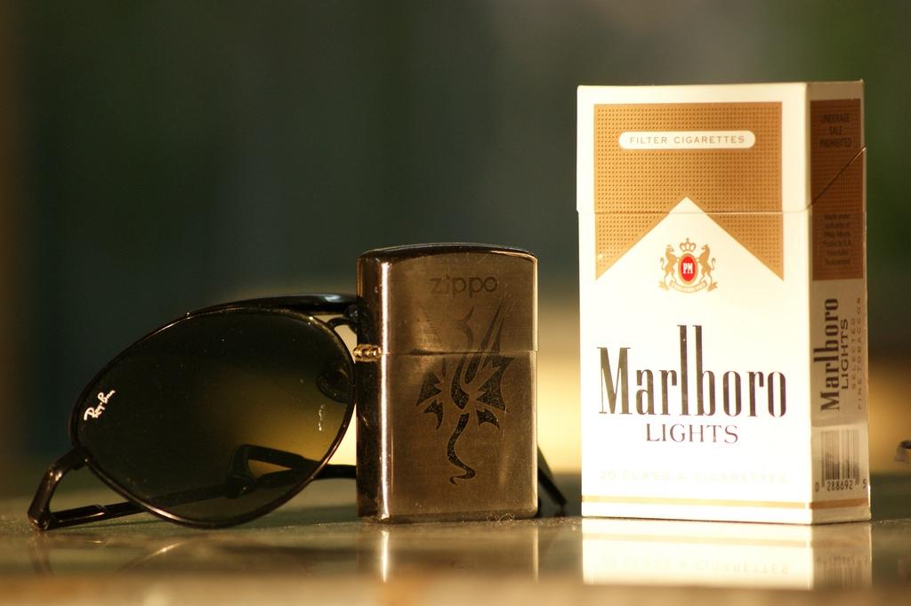 Bật lửa zippo chính hãng bật lửa với dòng zippo malboro 3
